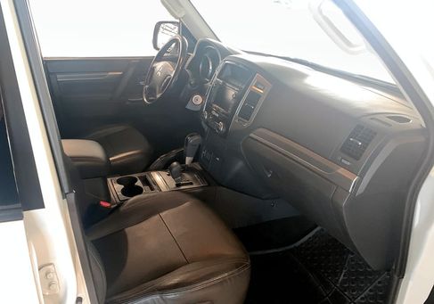 Mitsubishi Pajero, 2016