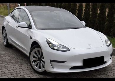 Tesla Model 3, 2020