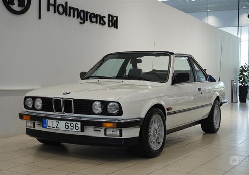 BMW 323, 1986