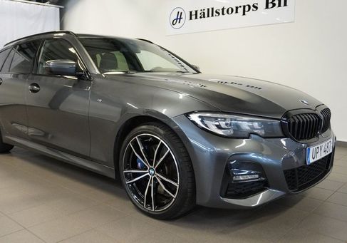 BMW 330, 2021