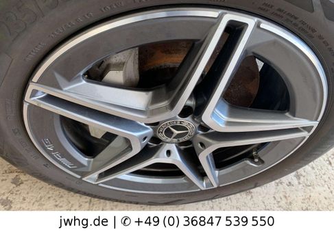 Mercedes-Benz GLC 300, 2022