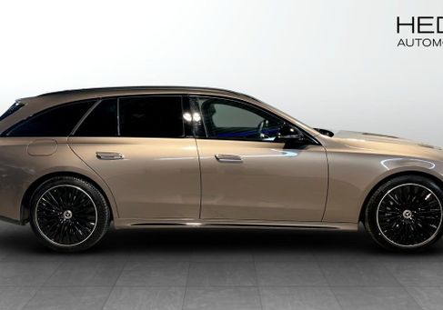 Mercedes-Benz E 300, 2026 3