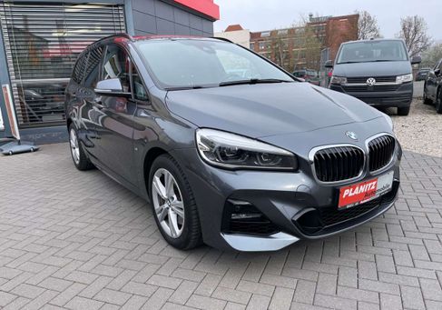 BMW 220, 2021