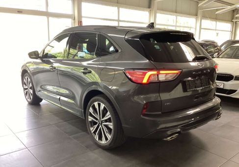 Ford Kuga, 2020