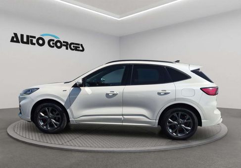 Ford Kuga, 2021