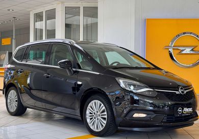Opel Zafira, 2018