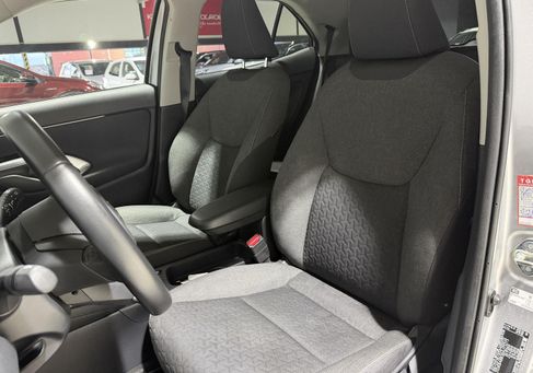 Toyota Yaris Cross, 2024 3