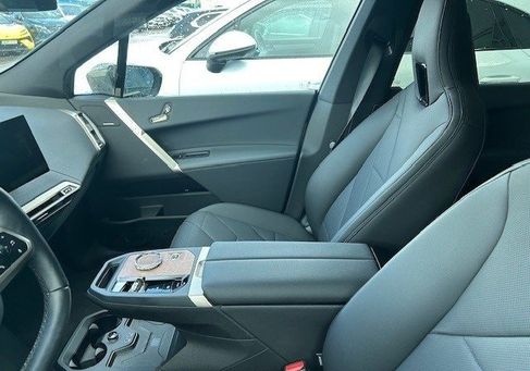BMW iX, 2022
