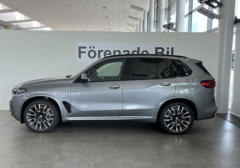 BMW X5, 2025