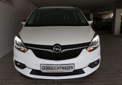 Opel Zafira, 2017