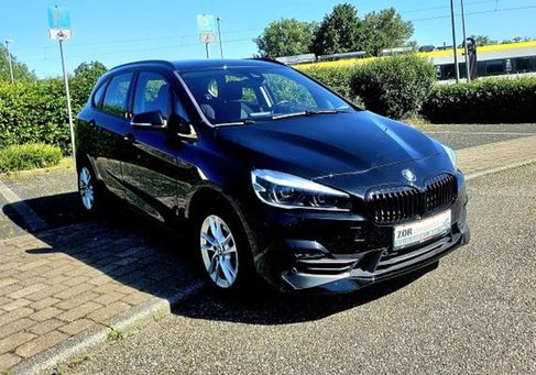 BMW 218, 2020