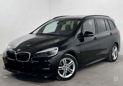 BMW 218, 2022