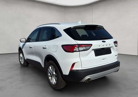 Ford Kuga, 2022