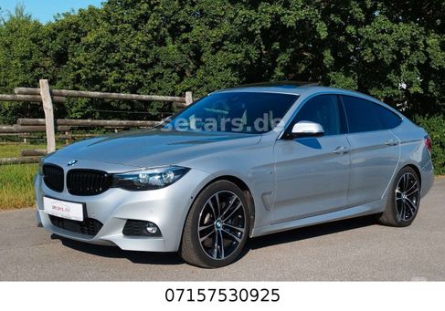 BMW 330, 2019