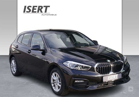 BMW 118, 2023