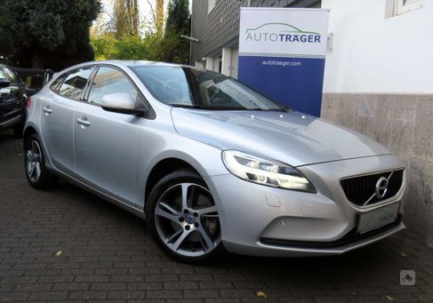 Volvo V40, 2017