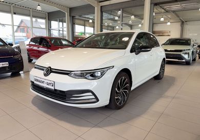 Volkswagen Golf, 2024