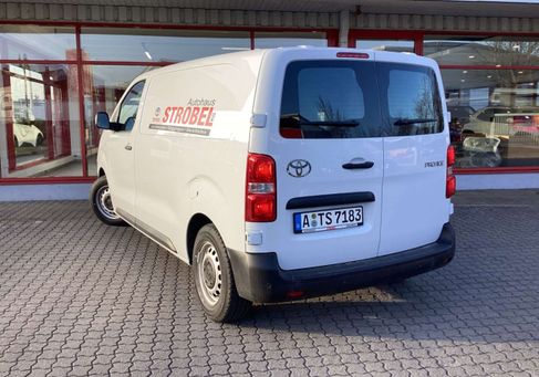 Toyota Proace, 2025