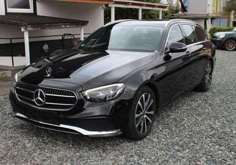 Mercedes-Benz E 200, 2020