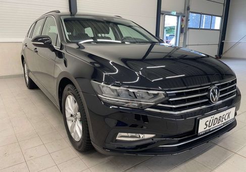 Volkswagen Passat Variant, 2023 3