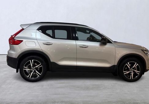 Volvo XC40, 2025 3