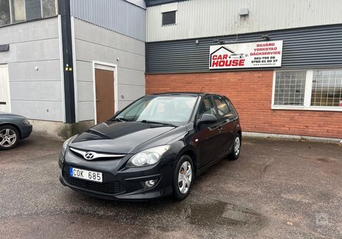 Hyundai i30, 2011