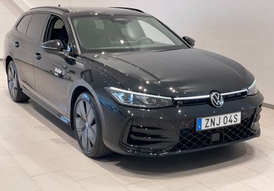 Volkswagen Passat Variant, 2025
