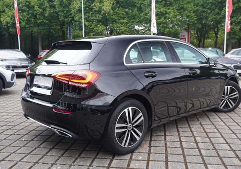Mercedes-Benz A 180, 2022