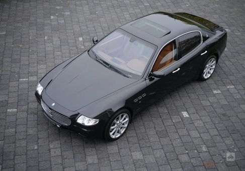 Maserati Quattroporte, 2005