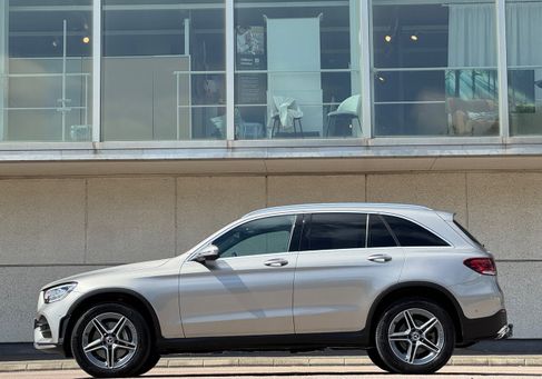 Mercedes-Benz GLC 300, 2022