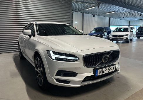 Volvo V90 Cross Country, 2024 3