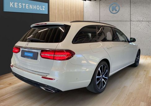 Mercedes-Benz E 200, 2019 3