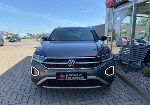 Volkswagen T-Roc, 2024