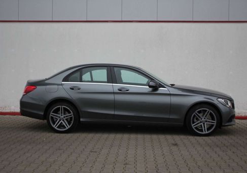 Mercedes-Benz C 180, 2019