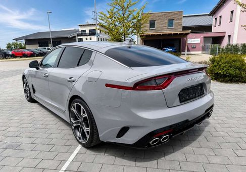 Kia Stinger, 2017