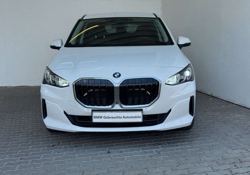 BMW 216, 2023
