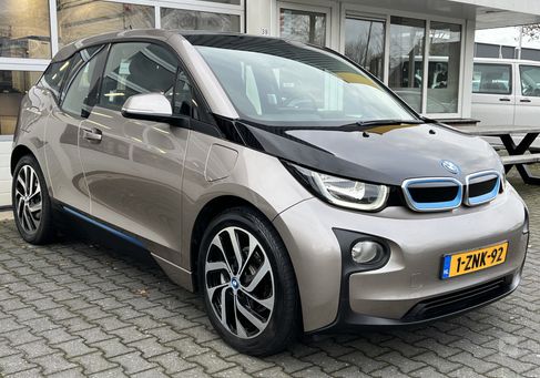 BMW i3, 2015