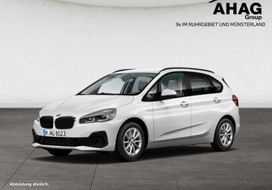 BMW 216, 2018