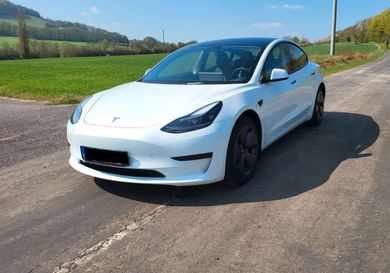 Tesla Model 3, 2022