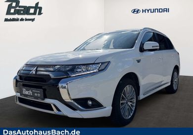 Mitsubishi Outlander, 2020