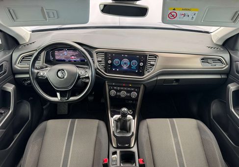 Volkswagen T-Roc, 2018