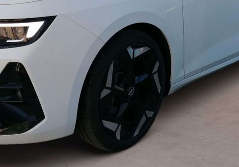 Opel Astra, 2023
