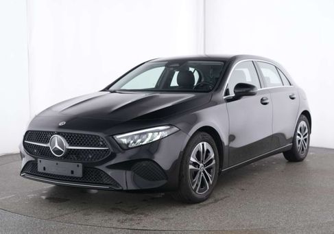Mercedes-Benz A 180, 2025