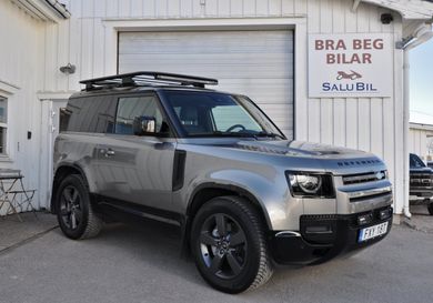 Land Rover Defender, 2025