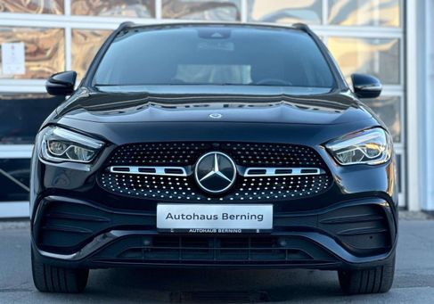 Mercedes-Benz GLA 220, 2021