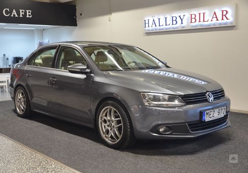 Volkswagen Jetta, 2012