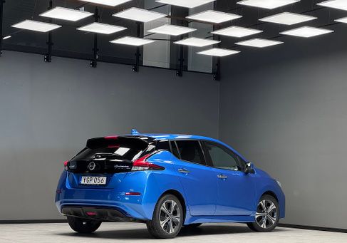 Nissan Leaf, 2022 3