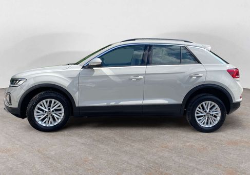 Volkswagen T-Roc, 2023 3