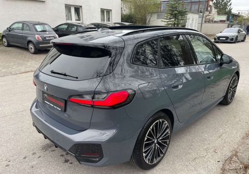 BMW 218, 2024