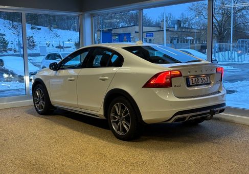Volvo S60 Cross Country, 2018